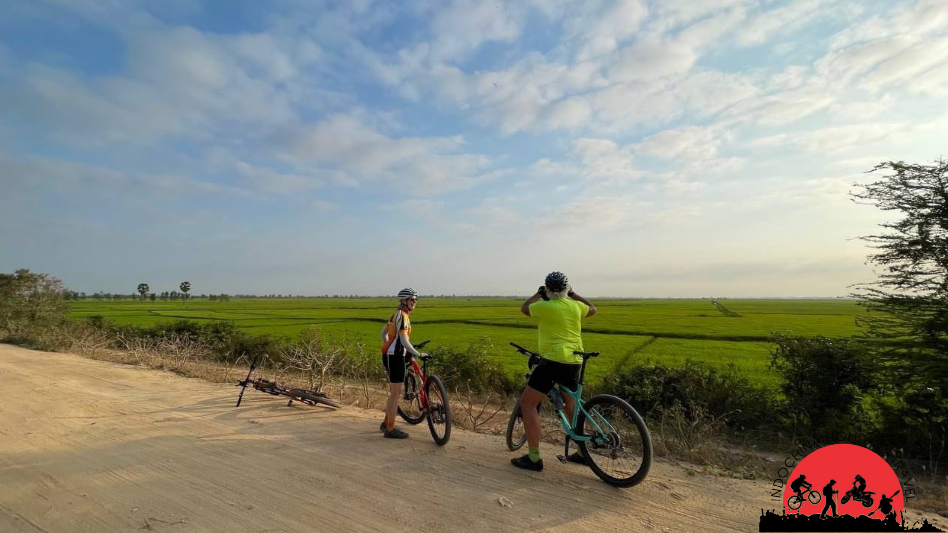 17 Days Hanoi Cycle To Halong Bay - Sapa - Luang Prabang